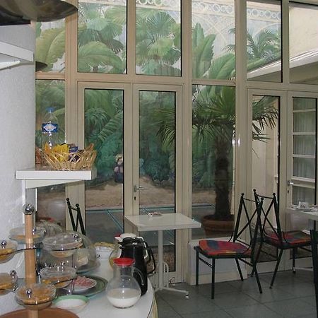 Hotel Croix De Malte Paryż Zewnętrze zdjęcie